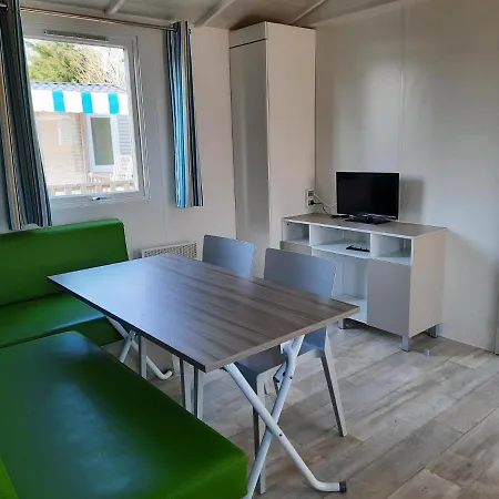 Camping Le Robinson 4*
