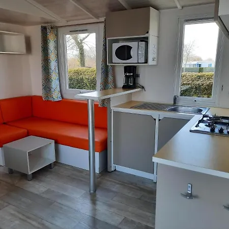Camping Le Robinson Campsite 4*