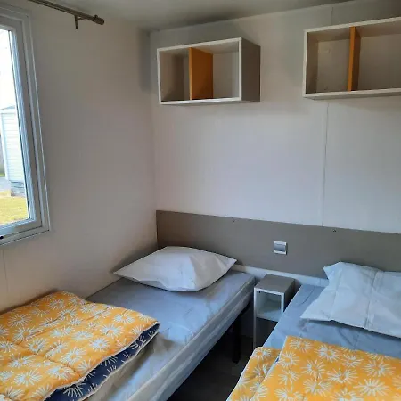 Camping Le Robinson Colleville-sur-Mer