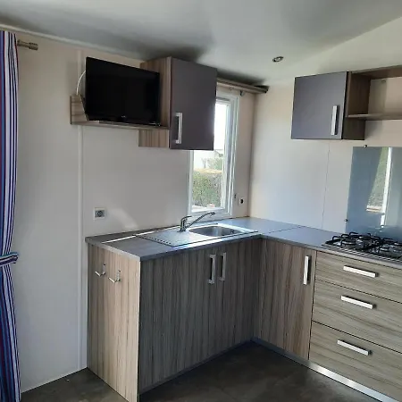 Camping Le Robinson Campsite 4*