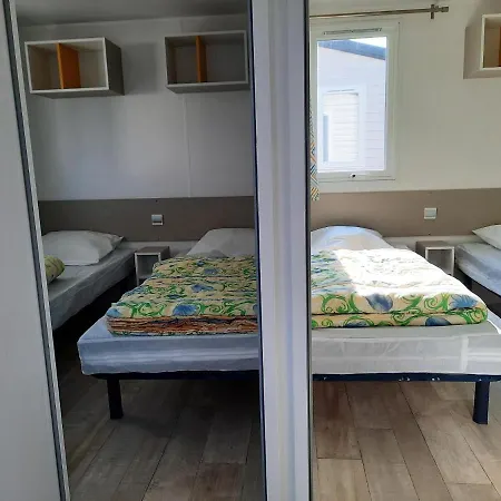 Campsite Camping Le Robinson Colleville-sur-Mer
